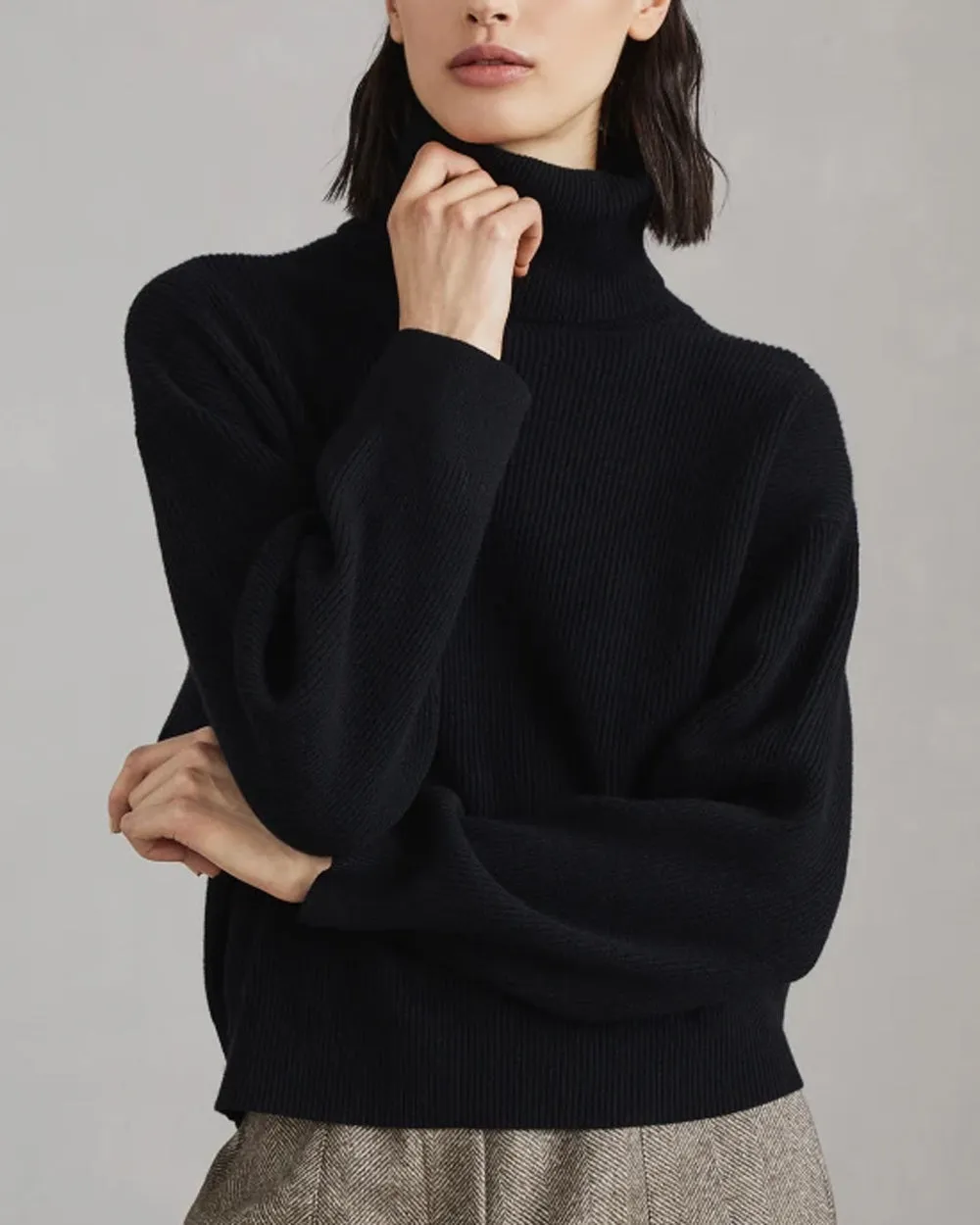 Black Ribbed Cashmere Turtleneck