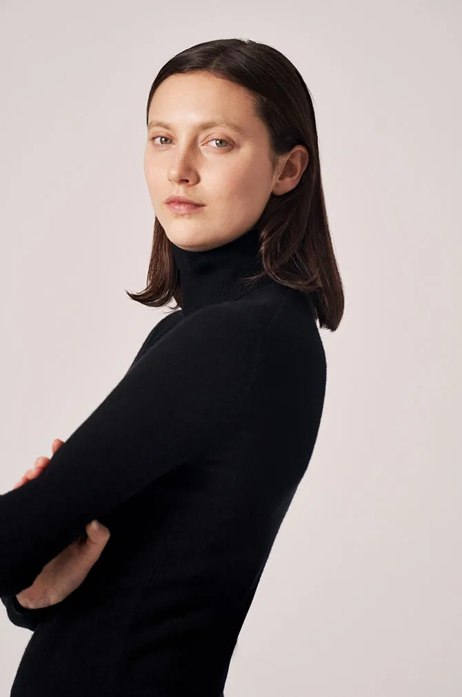 CASHMERE CLASSIC TURTLENECK