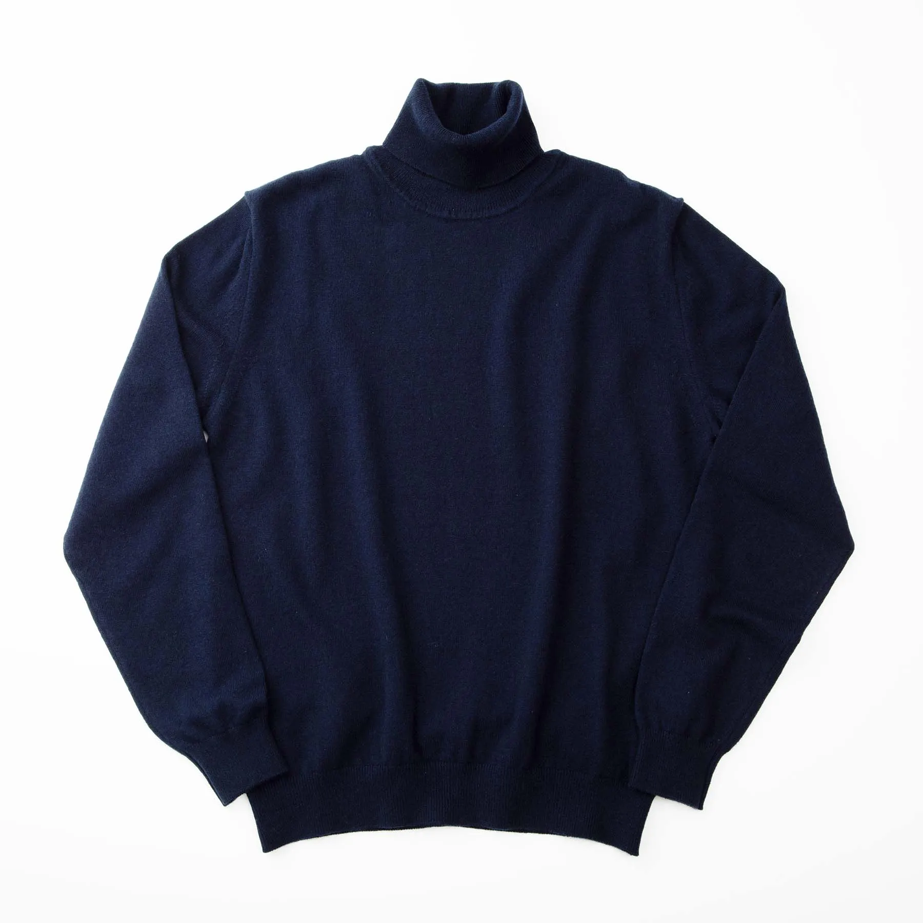 CASHMERE TURTLENECK