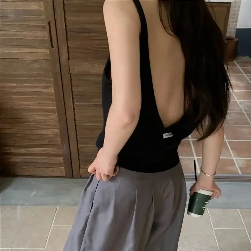 Girlary Big backless woolen vest niche loose sleeveless hot girl bottoming spring and summer layered top