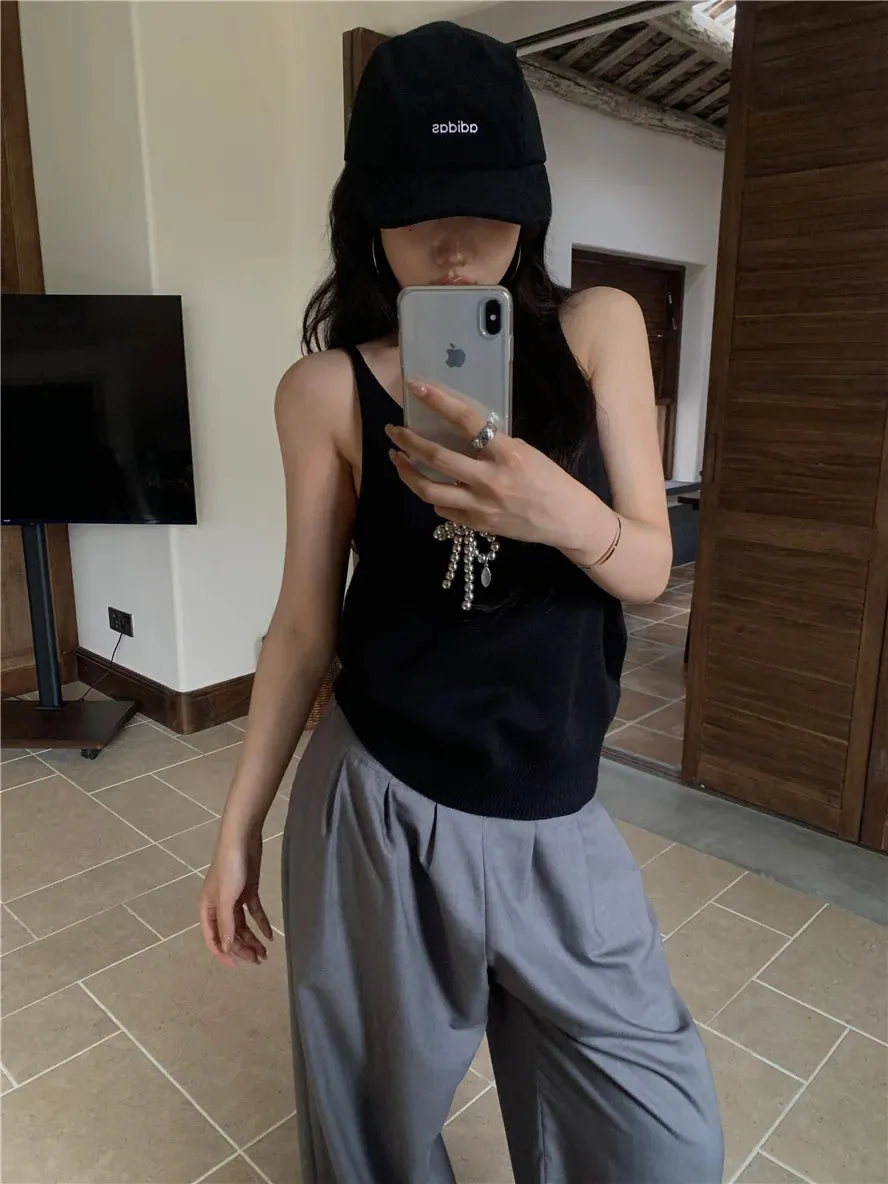 Girlary Big backless woolen vest niche loose sleeveless hot girl bottoming spring and summer layered top