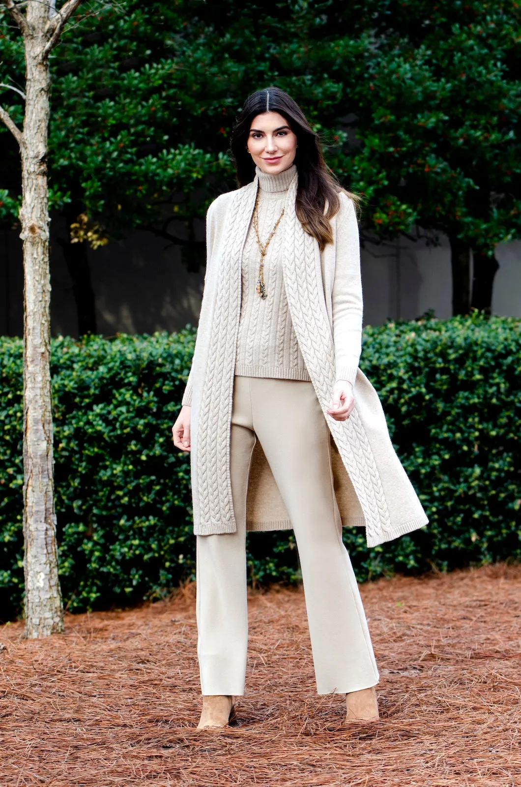 Lea Short Sleeved Cable-Knit Turtleneck - Beige