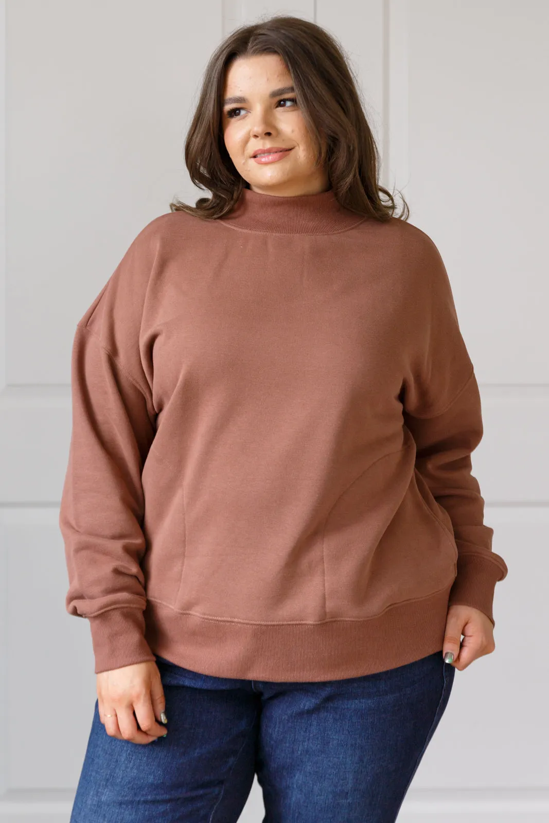 Leena Mock Neck Pullover in Cocoa