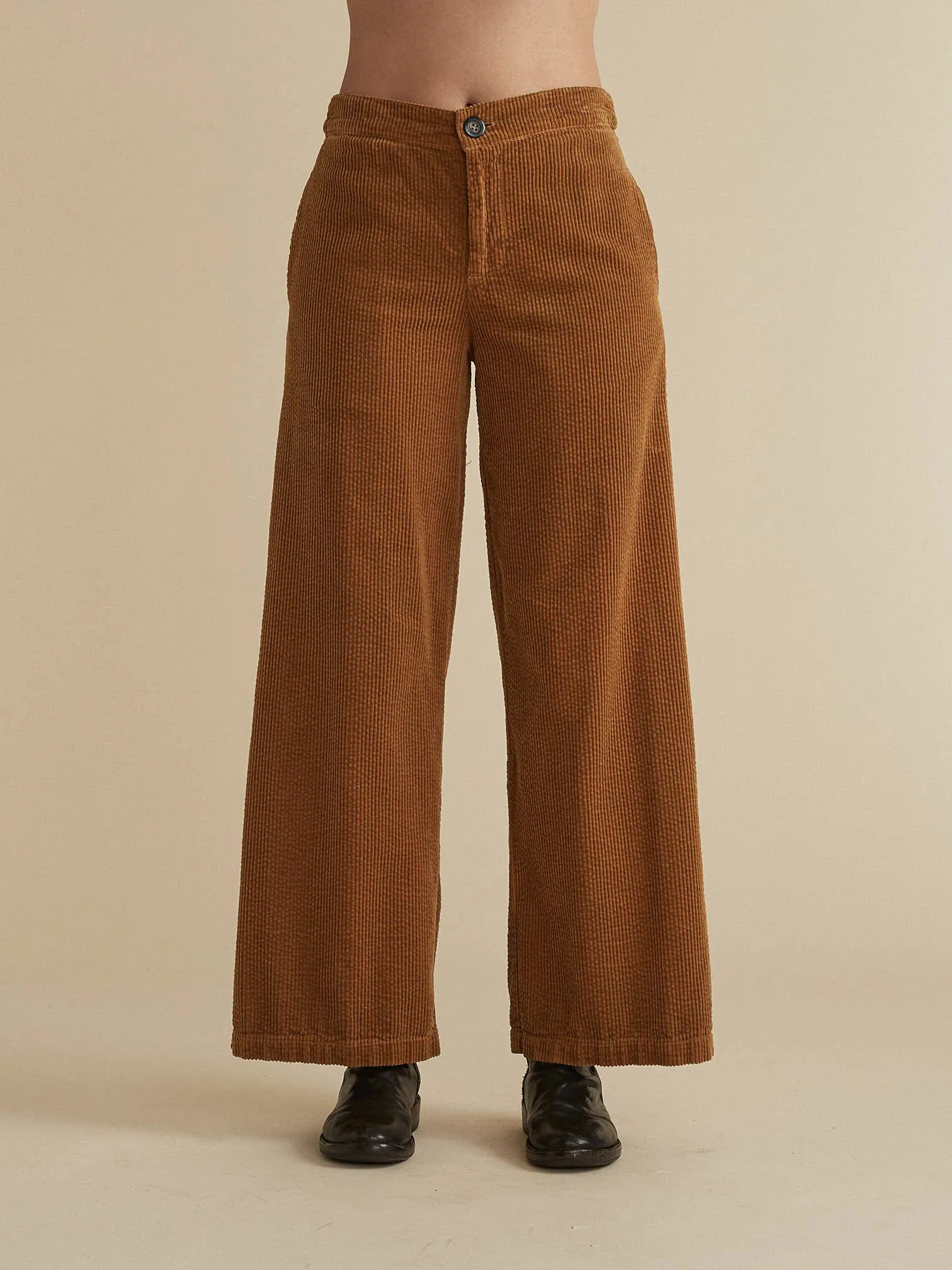 Lux Corduroy Wide Leg Zip Pant by Cut Loose