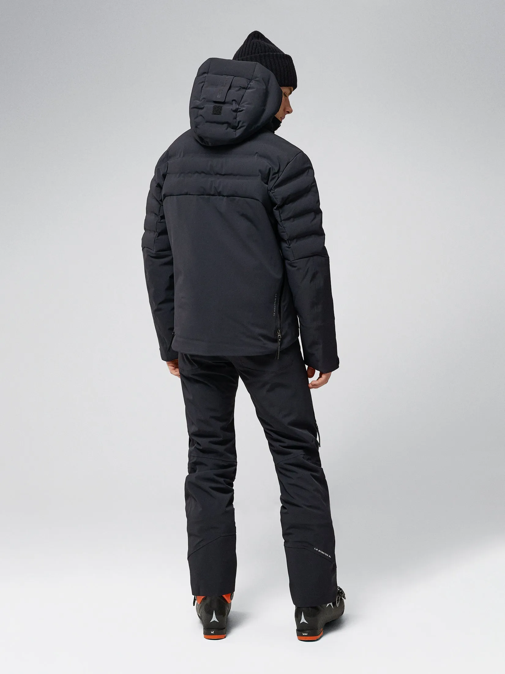 ORBIT HYBRID DOWN JACKET / Black