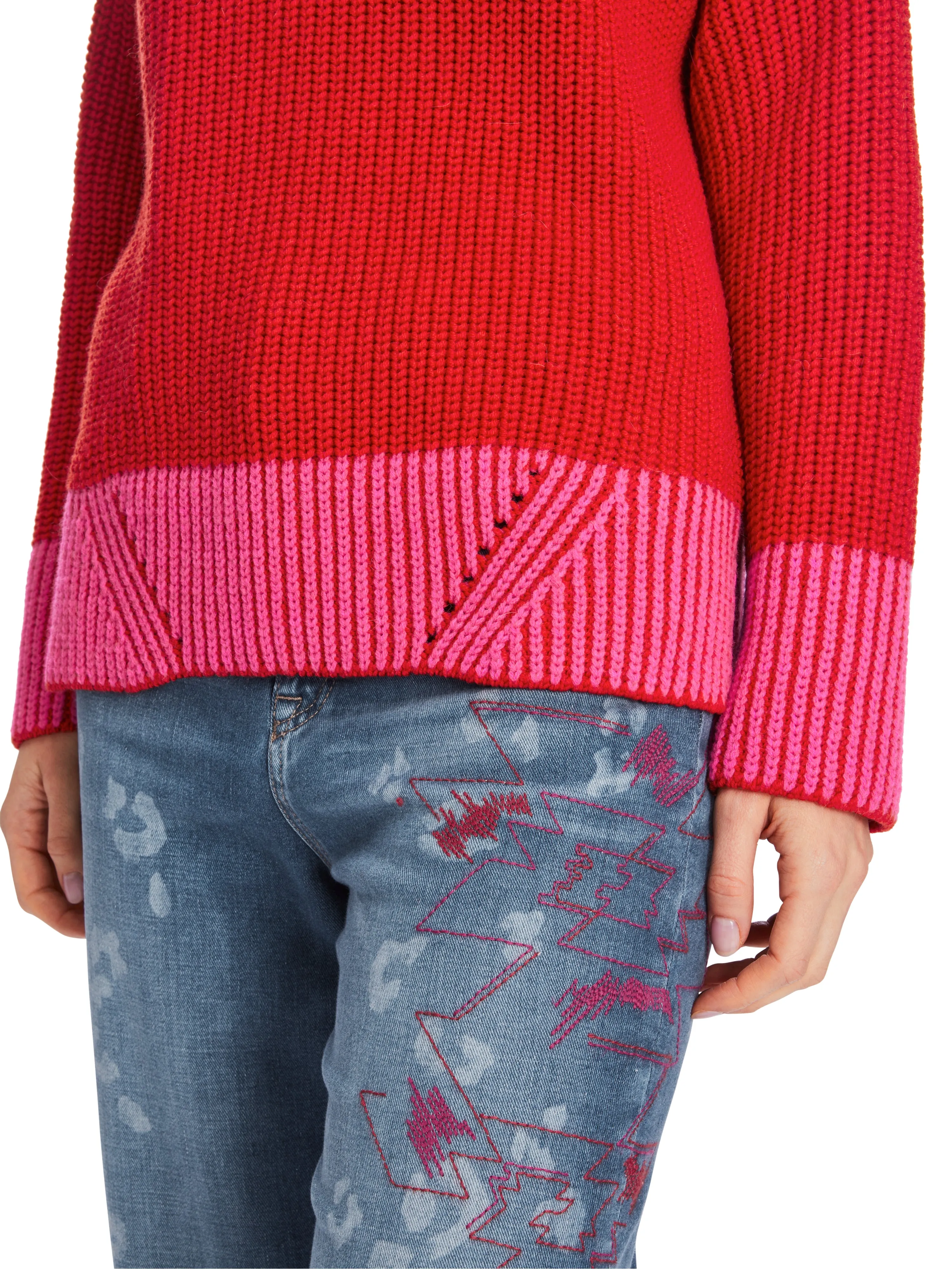 OVERSIZED JUMPER KNITTED