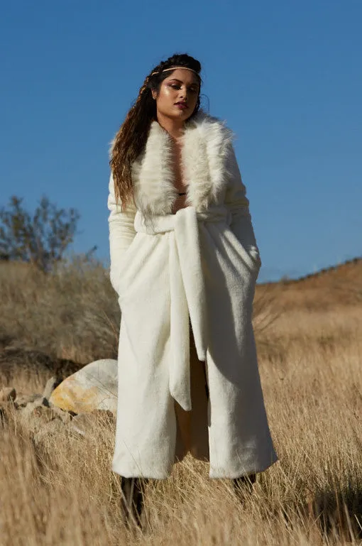 Women's Empress Coat in "Ivory Raven"